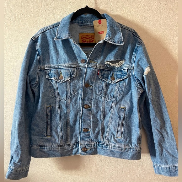 Levi's Jackets & Blazers - Levi’s Ex-boyfriend trucker jacket